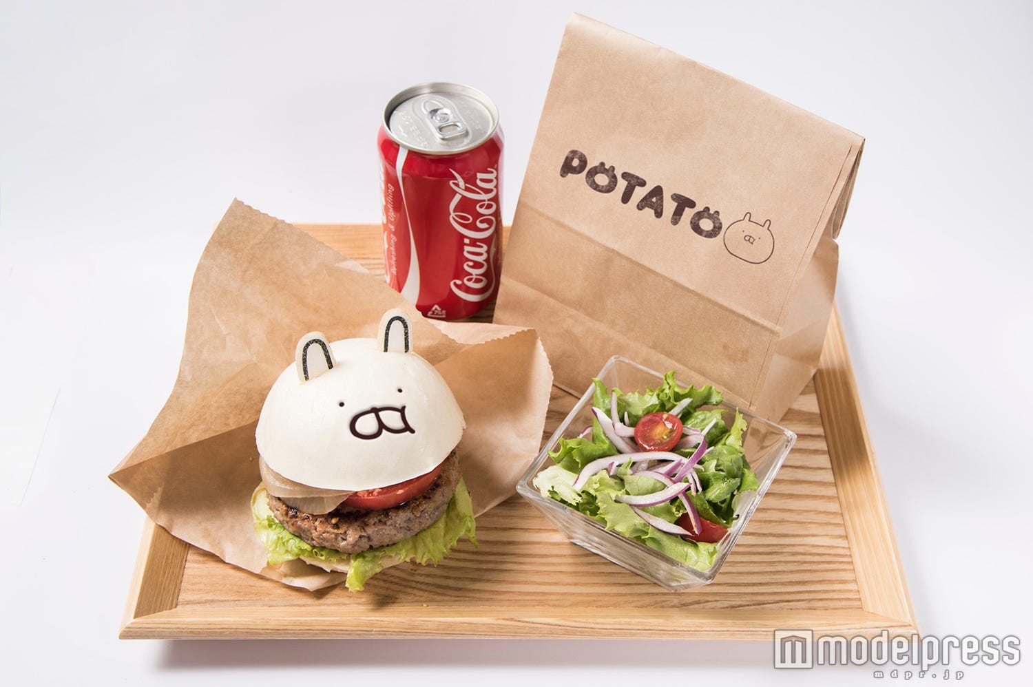 「うさまるカフェ」東京・大阪・福岡・名古屋の4都市にオープン