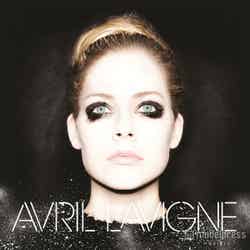 『Avril Lavigne ｜アヴリル・ラヴィーン』11月6日発売￥2,310(税込)　解説・歌詞・対訳付
