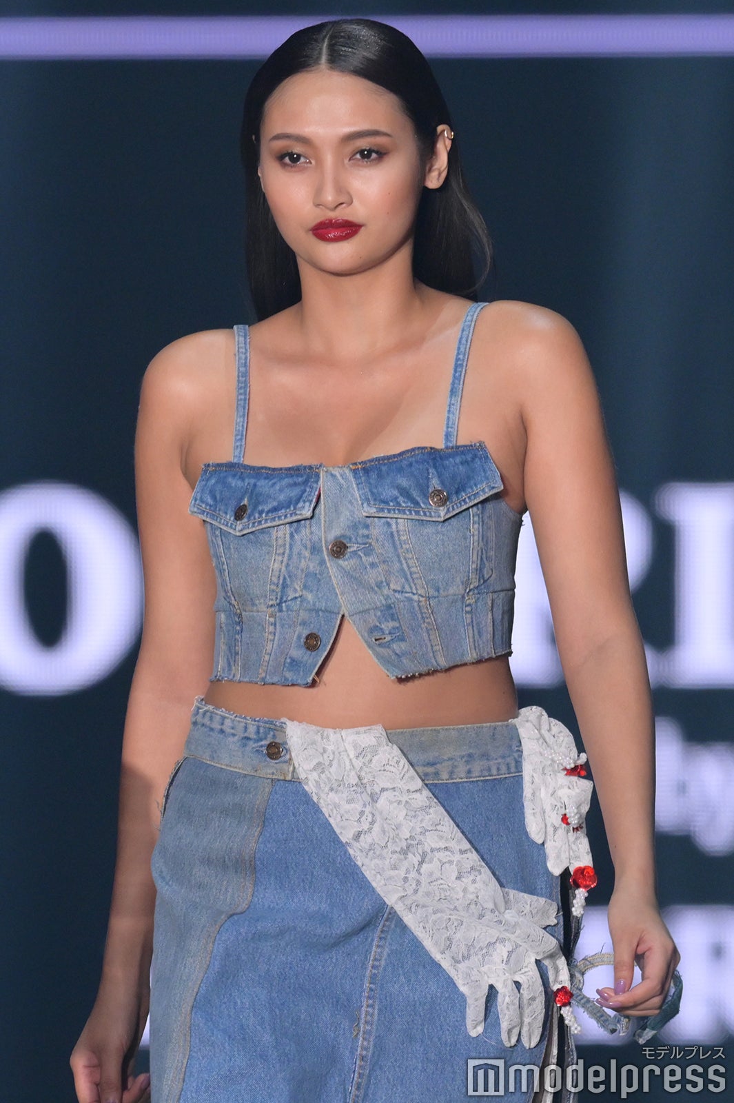 （C）モデルプレス