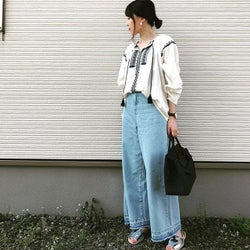 オシャレするのが楽しい季節!コーデの主役はブラウスで決まり