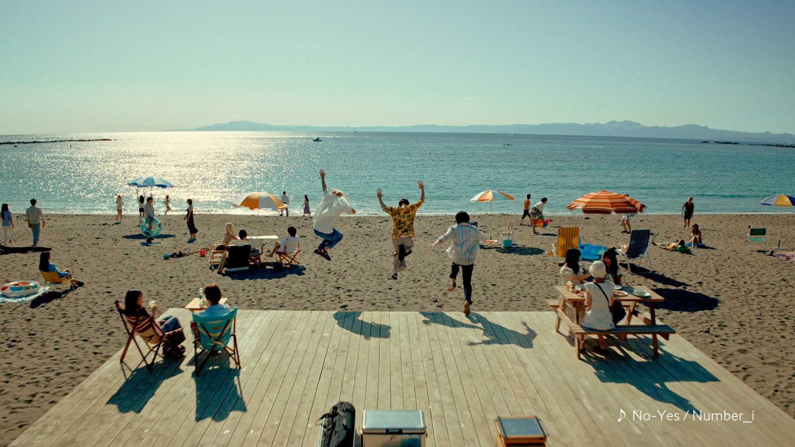 新TVCM「なんでもありだ！カンパイだ！」篇より（提供写真）