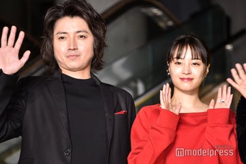 広瀬すず 藤原竜也らイエローカーペットに豪華登場 雨晴らす強運発揮 ルパン三世 The First モデルプレス 広瀬すず 藤原竜也らイエローカーペットに豪華登場 雨晴らす強運発揮 ルパン三世 The First モデルプレス