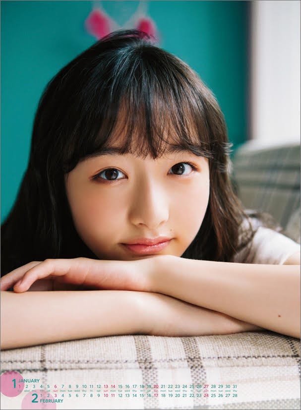 内田珠鈴/「内田珠鈴 2019年カレンダー」より(提供写真)