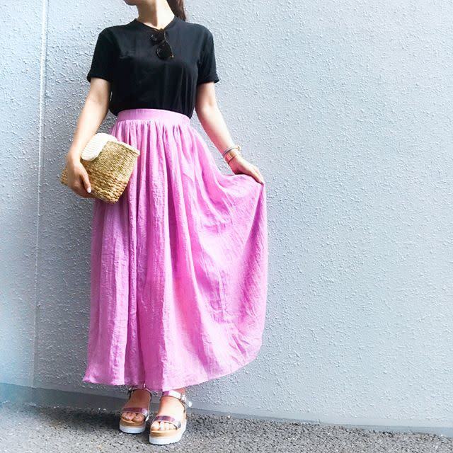 ロングスカートはピンクが気分 大人っぽさのあるコーデを作るコツとは モデルプレス