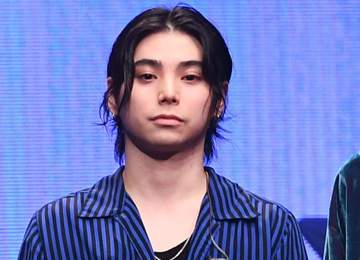 テレ東 傷害容疑で書類送検の村上虹郎の主演ホラードラマ「対応は検討中です」