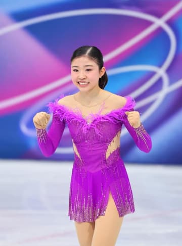 4位発進の千葉百音「緊張が緩みました」66歳の名伯楽が身を乗り出しおでこゴツン 必須のルーティンに浜田コーチが執念「意思が鬼強くて」「さすがですよ先生」