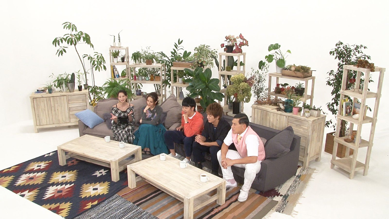 スタジオ／「あいのり：Asian Journey」第7話より（C）フジテレビ