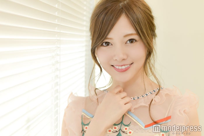 乃木坂46白石麻衣 写真集女王 インタビュー まいやんの写真集はなぜ売れた 松村沙友理の写真集をプロデュースするなら 前髪 問題にも切り込む モデルプレス 乃木坂46白石麻衣 写真集女王 インタビュー まいやんの写真集はなぜ売れた 松村沙友理の写真集をプロデュースするなら 前髪 問題にも切り込む モデルプレス