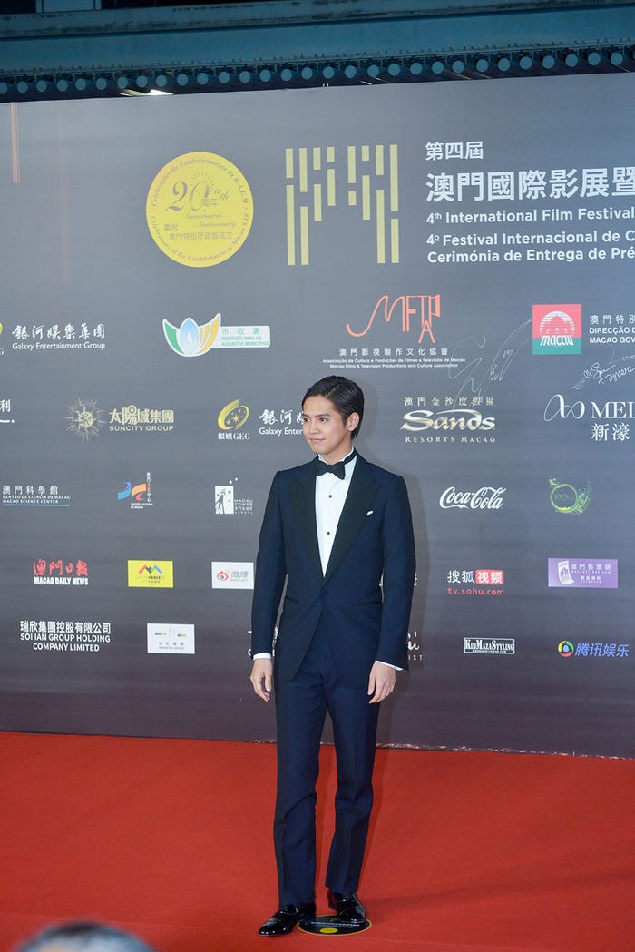 片寄涼太(C)2019映画『午前0時、キスしに来てよ』製作委員会