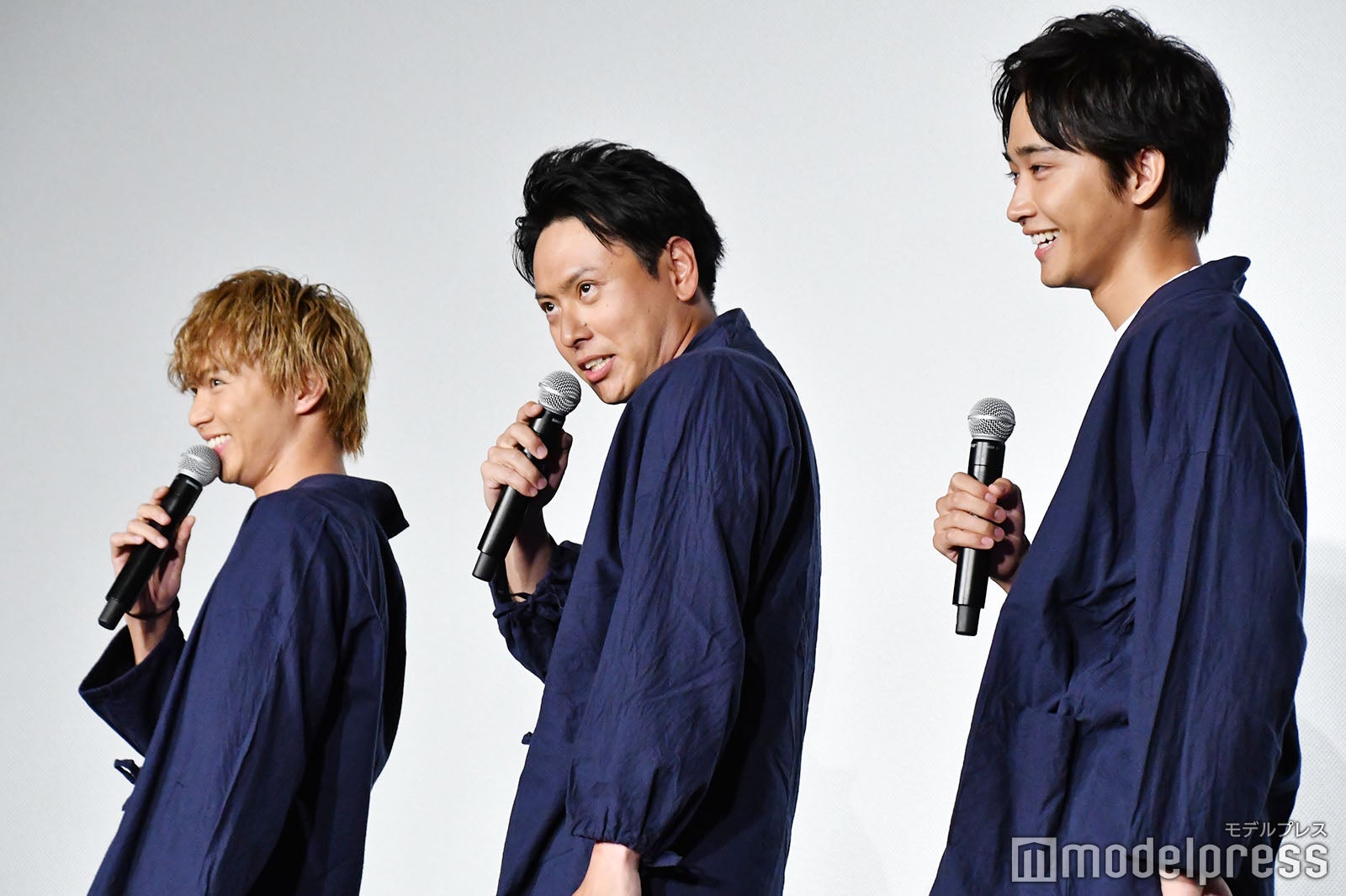 （左から）佐藤大樹、山下健二郎、佐藤寛太 （C）モデルプレス