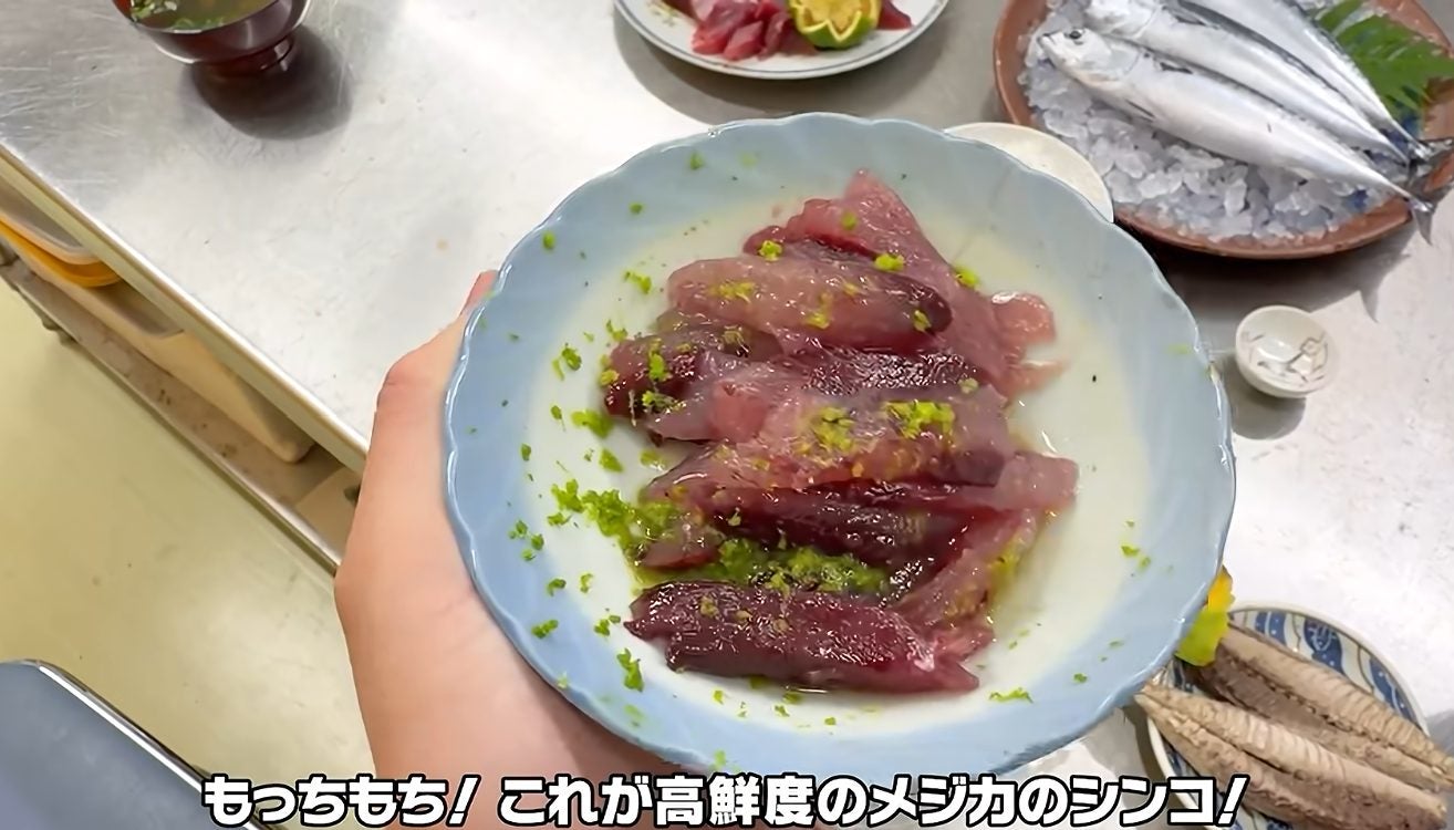 きまぐれクックが高知で「メジカの新子」に初挑戦 賞味期限10時間の幻の魚を、その場で味わう