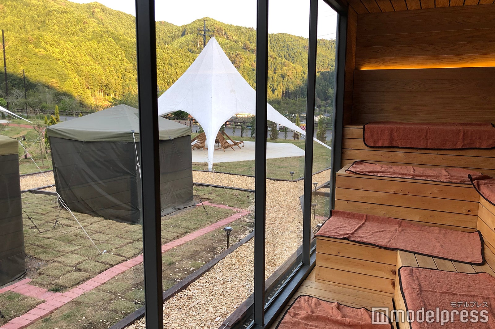 ノーラ名栗／宿泊者専用サウナトレーラー（C）モデルプレス