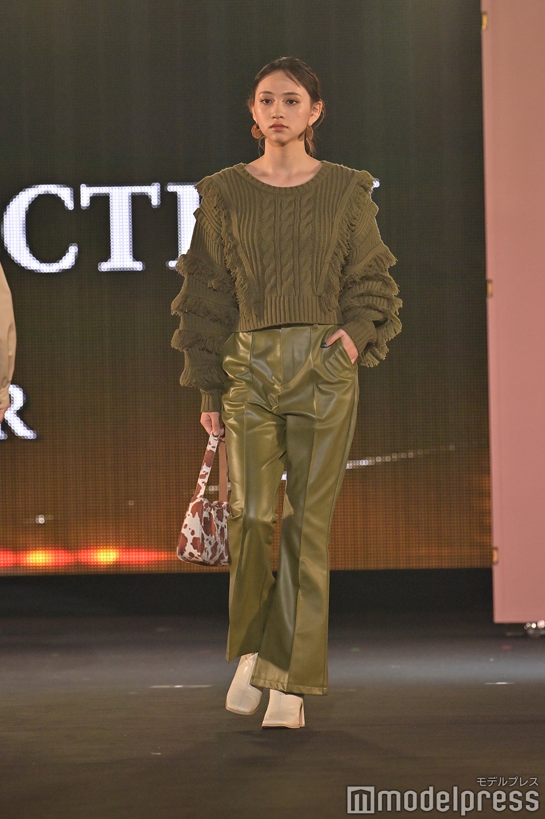 （C）モデルプレス