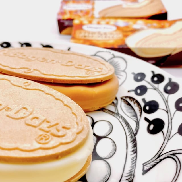 ハーゲンダッツ大人なクリスピーサンド「クワトロフォルマッジ」