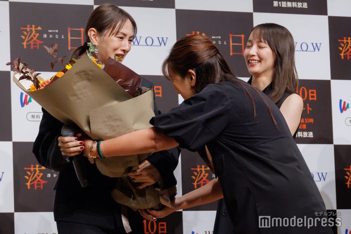 北川景子、湊かなえ、吉岡里帆(C)モデルプレス