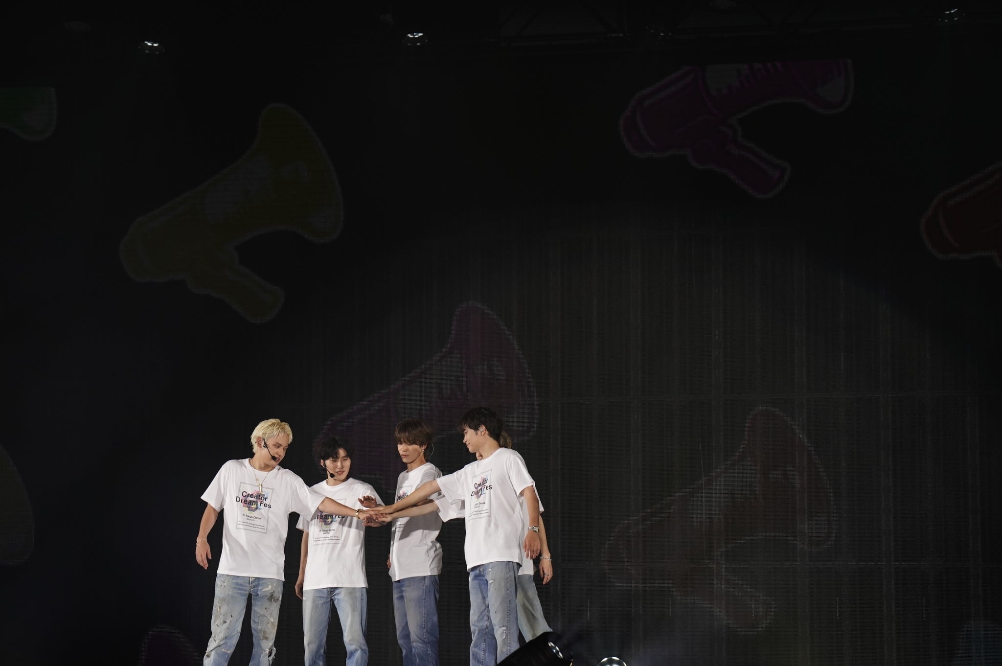 コムドット（左から）ひゅうが、あむぎり、やまと、ゆうた、ゆうま（C）上飯坂 一