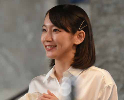 “魔性の女”吉岡里帆の誘惑講座に反響 恋愛テクが「誰でも落ちる」「これぞ小悪魔」と話題に