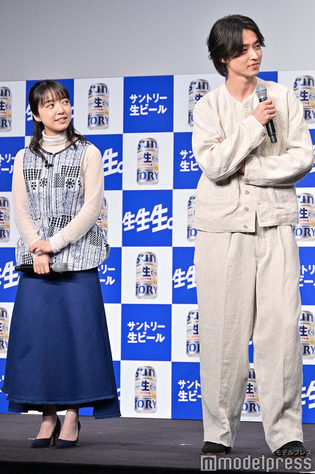 上白石萌音、山崎賢人（C）モデルプレス