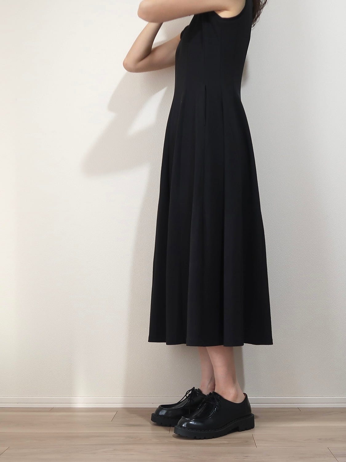 サイドから見たときもシルエットのきれいさが光ります