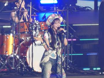 AKB48 7年ぶり新ユニットは「バンド」 新センター・伊藤百花がボーカルに！「歌に自信がなくてすごい不安でした…」