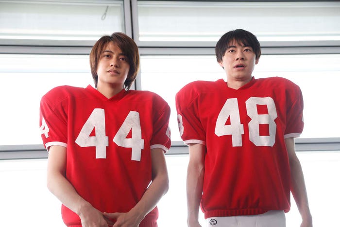 高橋海人、戸塚純貴「だが、情熱はある」第5話より(C)日本テレビ