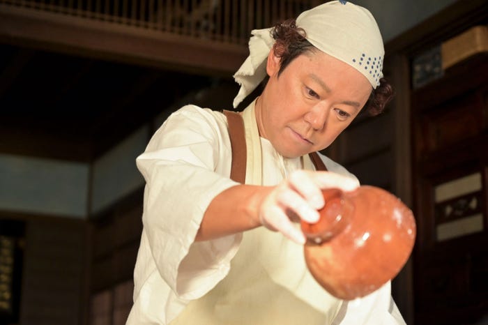 阿部サダヲ「あんぱん」第8話(C)NHK