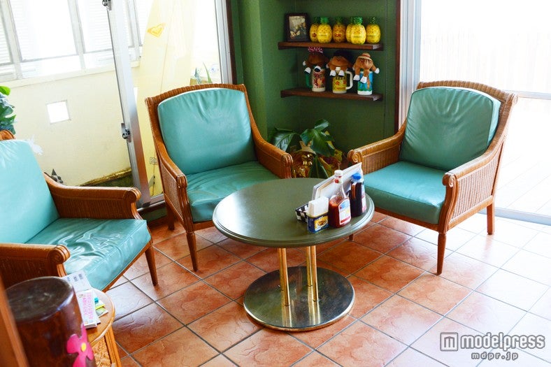 テーブル席とテラス席も有り