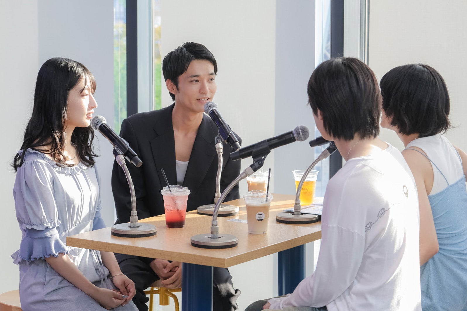Podcastの公開収録（C）ヨシモリユウナ、樋口隆宏、石井亜希、岩本弘基