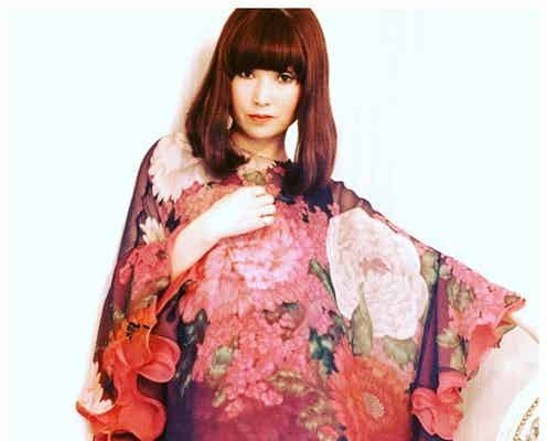 髪を下ろした黒柳徹子の“美女オーラ”が圧倒的 「色っぽい」「絶世の美女」