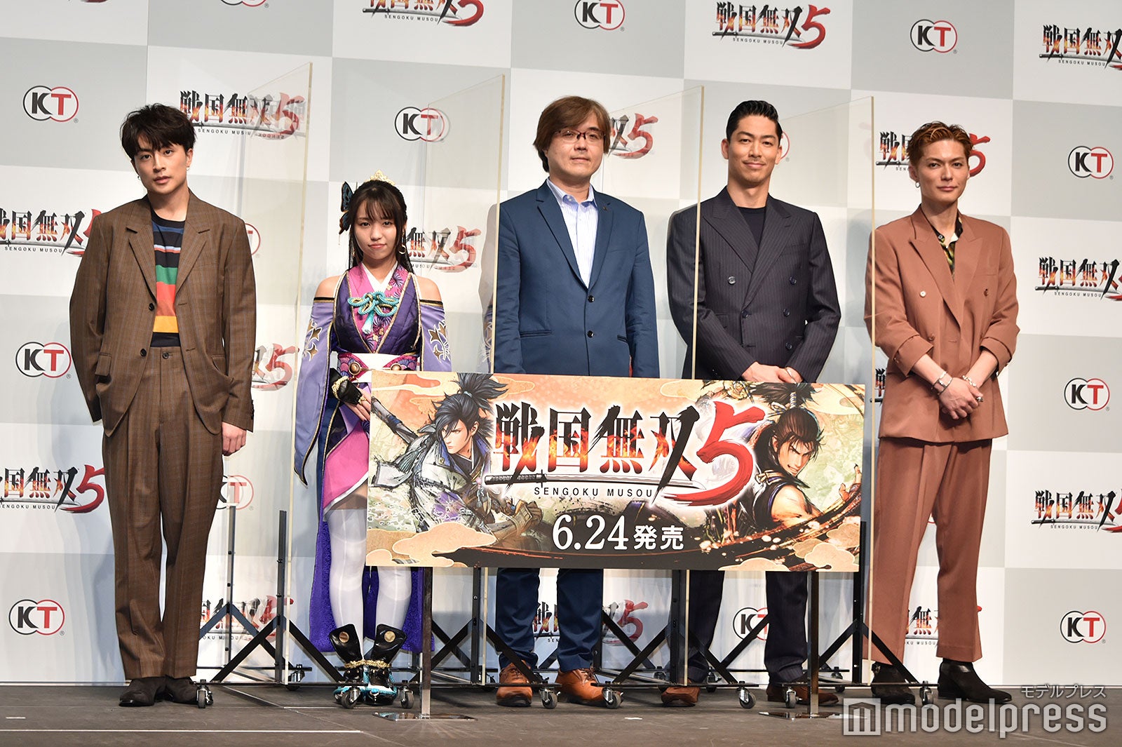 白濱亜嵐、大原優乃、鯉沼久志プロデューサー、AKIRA、SHOKICHI（C）モデルプレス