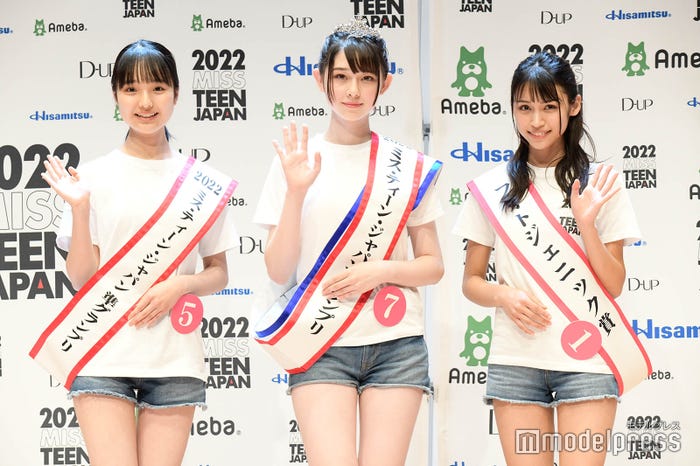 火ノ口紗彩加さん、石川花さん、増尾 アンジー日和さん(C)モデルプレス