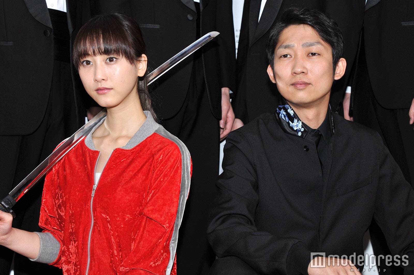 松井玲奈、石田明（C）モデルプレス