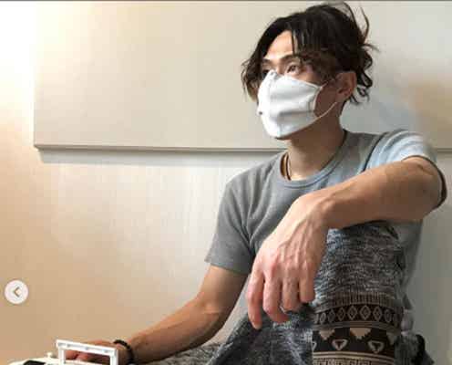 ゴールデンボンバー樽美酒研二、“小銭入れ付き”ついに手作りマスク完成