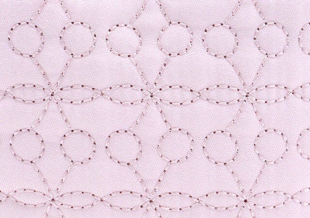 宝島社ムック付録のLiquemのきゅんとするチェリーポーチ3