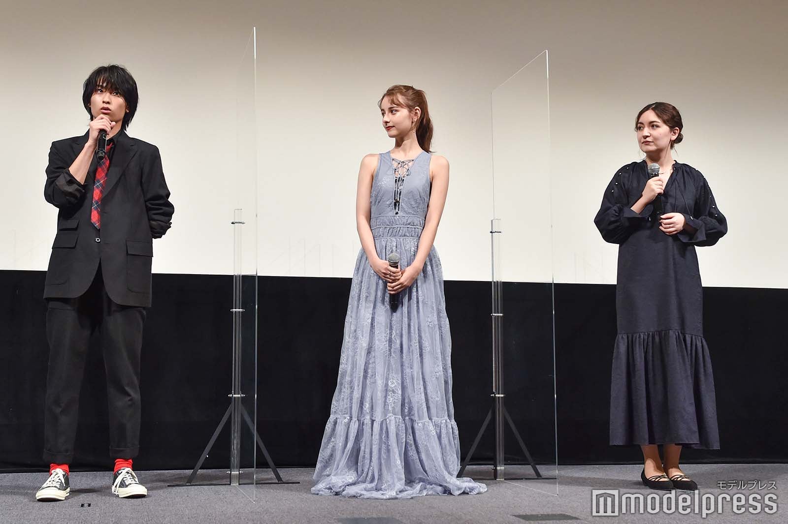 奥平大兼、嵐莉菜、川和田恵真監督 （C）モデルプレス