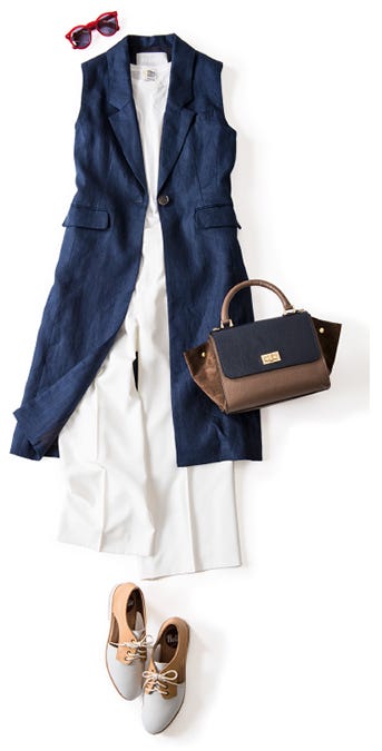 ワイドパンツ¥14,000/GALLARDAGALANTE NAVY(GALLARDAGALANTE表参道店) ロングジレ¥26,000/BYMITY タンクトップ¥10,000/BED&BREAKFAST(GREED) サングラス¥54,000/カトラー アンド グロス(ブリンク・ベース) バイカラーバッグ¥13,000/マルコ ビアンキーニ(スローブ イエナ 渋谷店) シューズ¥17,000/Rollie(ジャック・オブ・オール・トレーズ プレスルーム)(C)TOPLOG