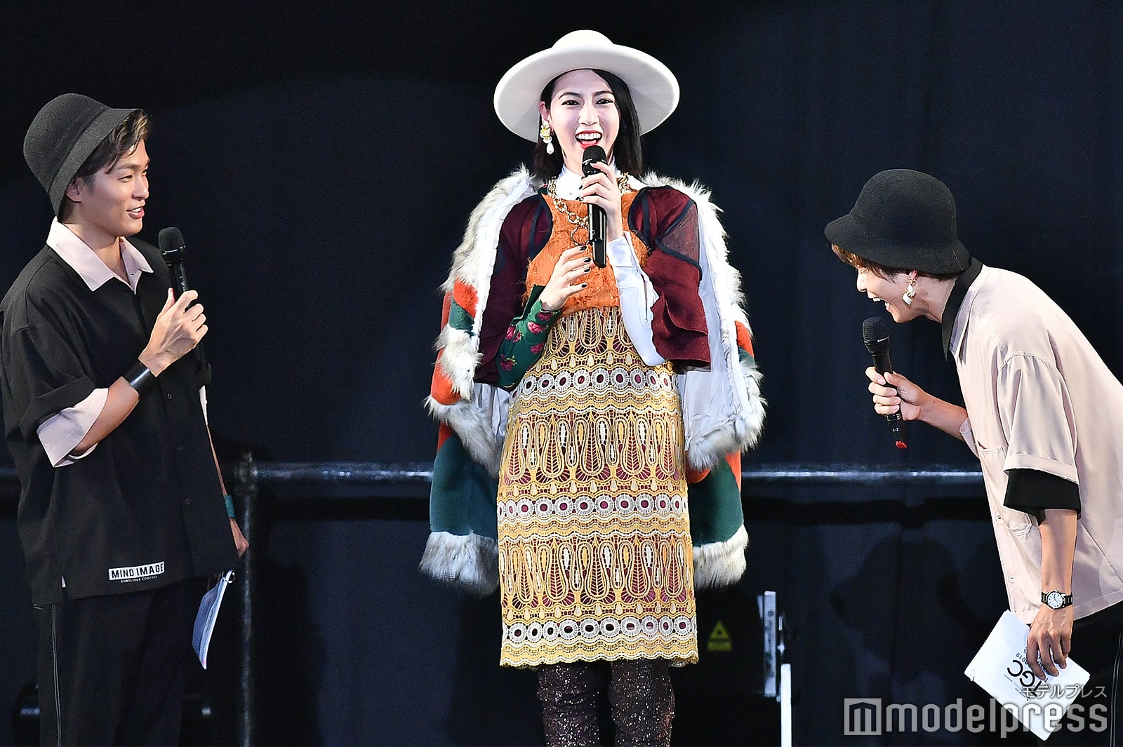 広海＆深海、三吉彩花 （C）モデルプレス