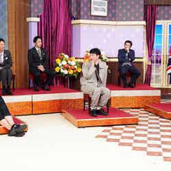 （上段左から）チュートリアル、堀内健（下段左から）有田哲平、児嶋一哉、原田泰造（C）日本テレビ