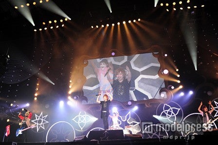 ゴールデンボンバー