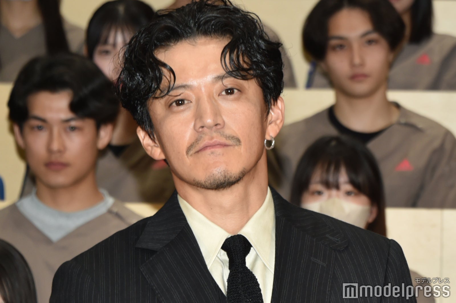 小栗旬（C）モデルプレス