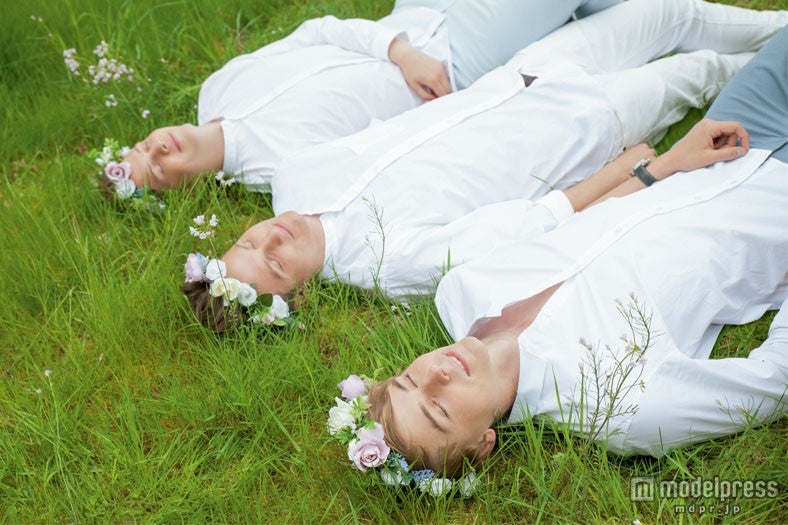 スウェーデンで人気の3兄弟ユニット「JTR」