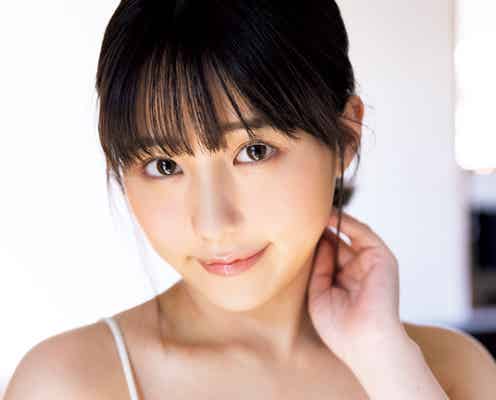 HKT48田中美久、美谷間に釘付け 1年ぶり「ヤンマガ」登場