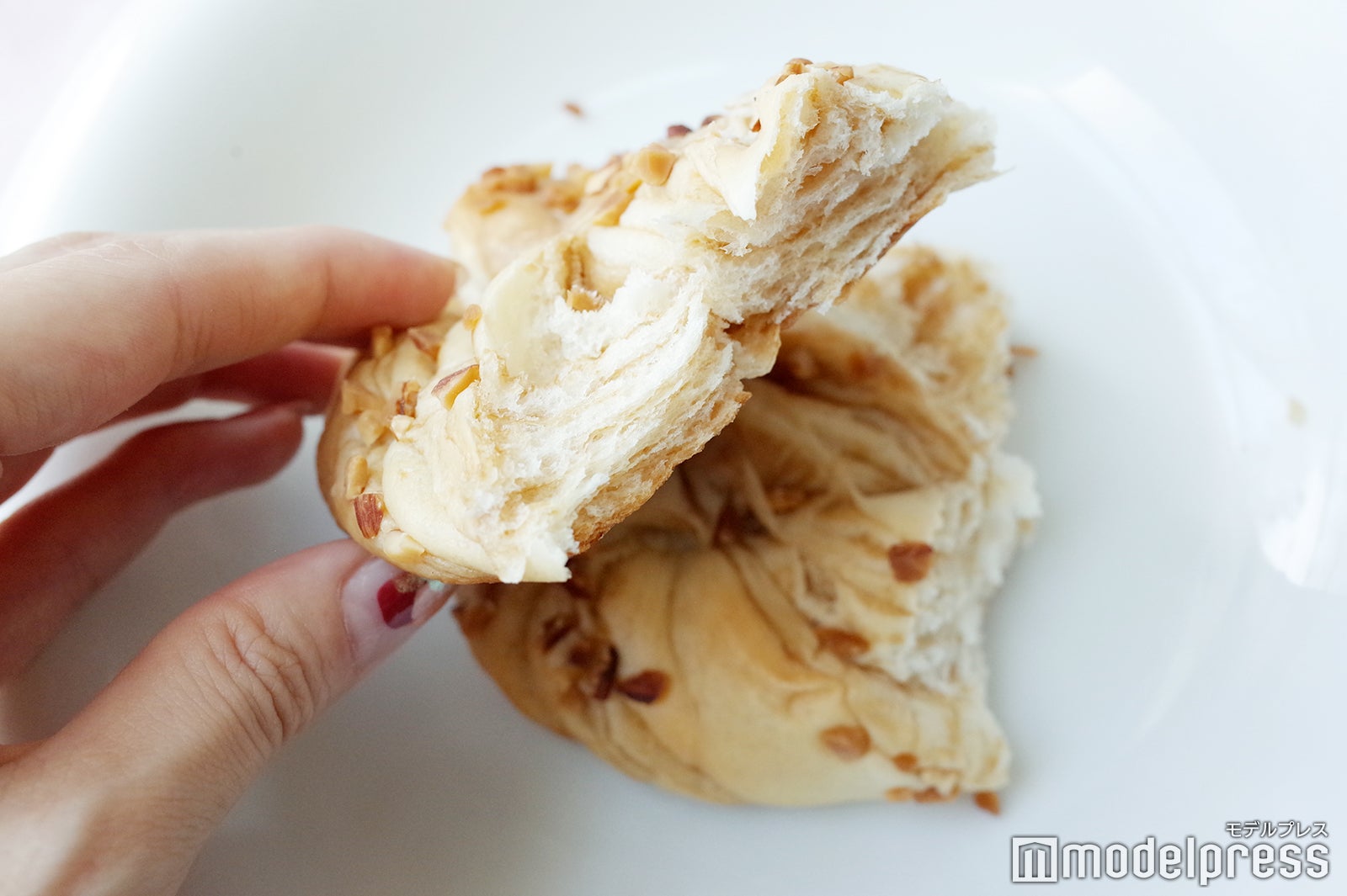 サイクルミー もちもちブレッドキャラメル＆アーモンド（C）モデルプレス