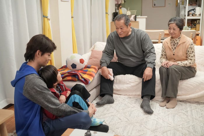 佐野勇斗、宮崎莉里沙、松平健、宮崎美子「おむすび」第103話(C)NHK