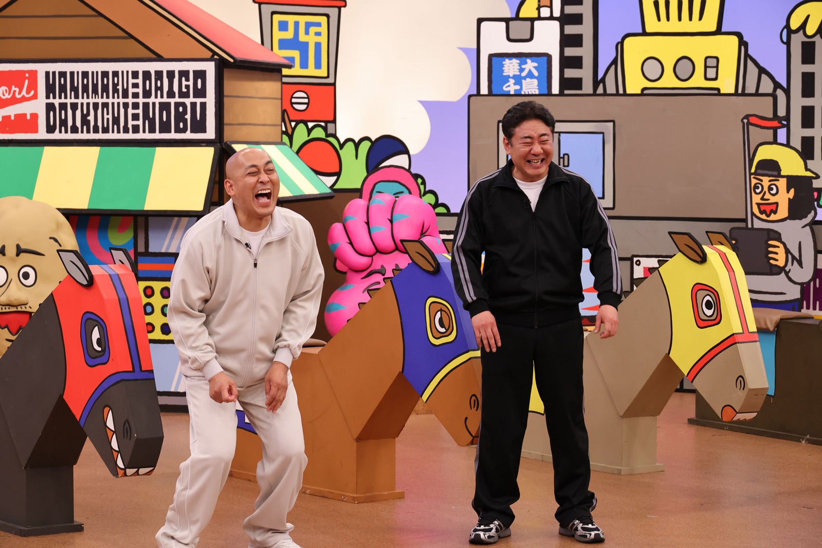 錦鯉（長谷川雅紀、渡辺隆）（C）カンテレ