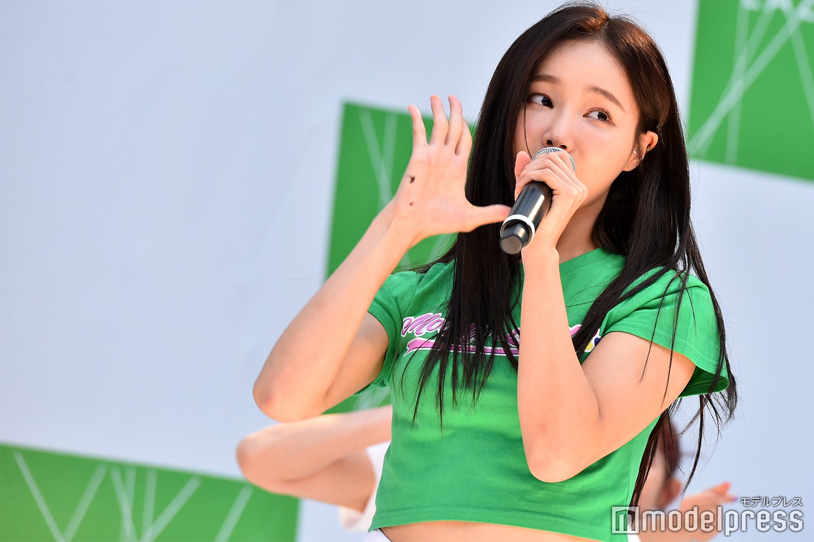 ヨンウ（C）モデルプレス