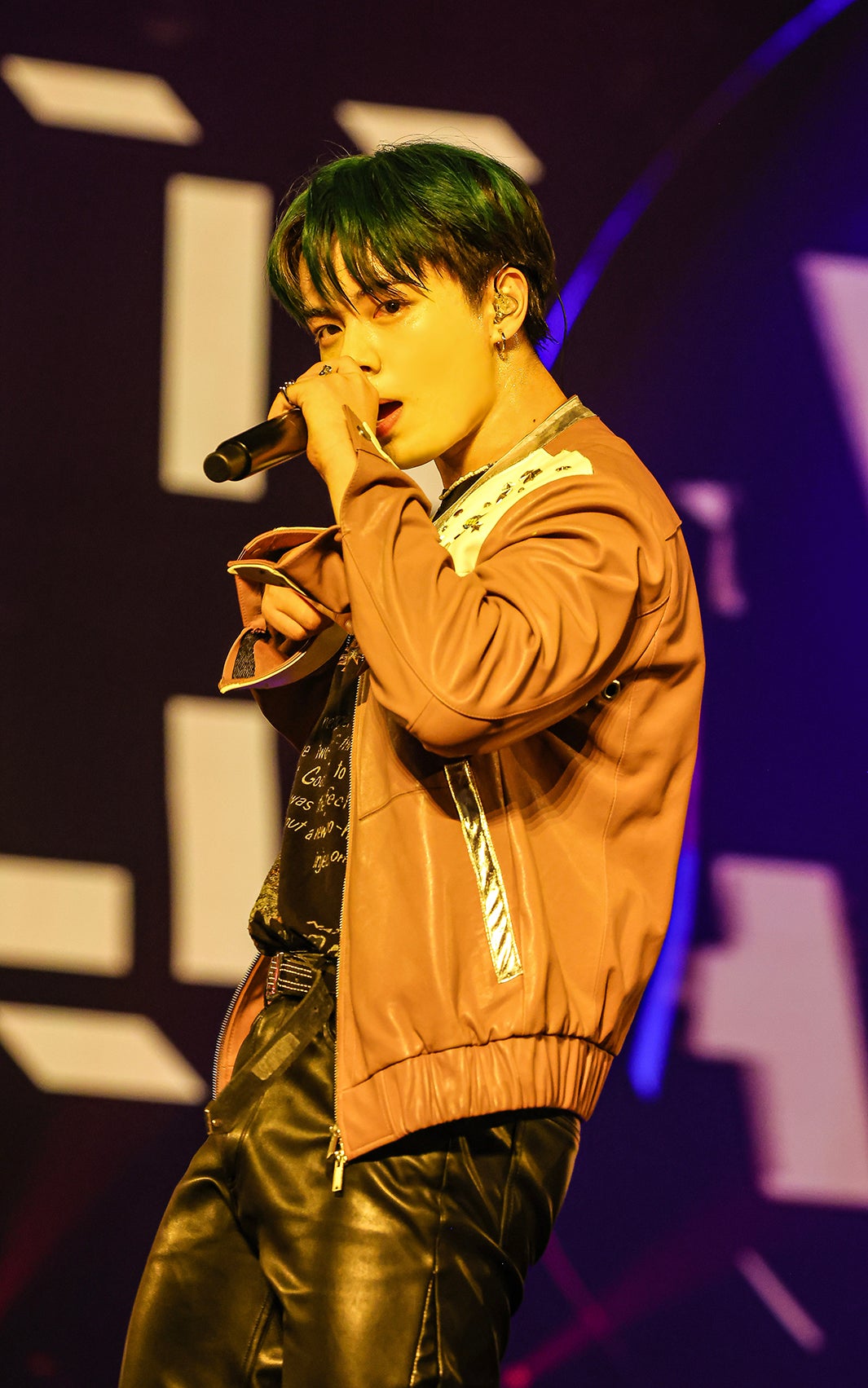 鶴房汐恩『2022 JO1 1ST ARENA LIVE TOUR ‘KIZUNA’』（C）LAPONE ENTERTAINMENT