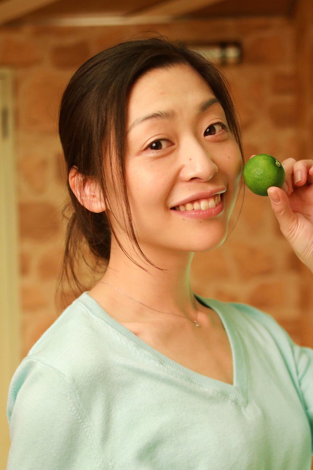 内田慈 （C）鈴木良雄・小学館／「フルーツ宅配便」製作委員会