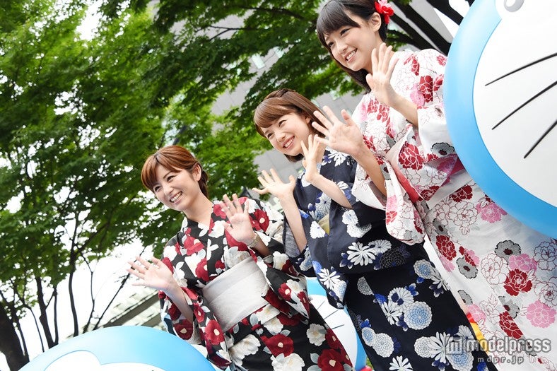 左から：テレビ朝日・宇賀なつみアナ、弘中綾香アナ、竹内由恵アナ