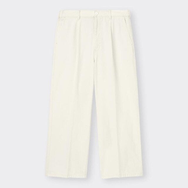 GU　メンズシャツ　ワントーンコーデ　爽やか　asuka　イラスト　デニムバギースラックス